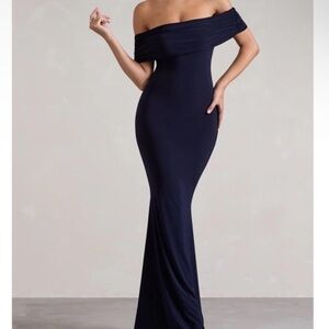 Elegant Off-Shoulder Navy Blue Dress